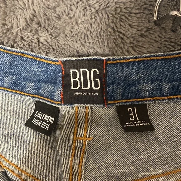 UO denim shorts - Picture 4 of 5